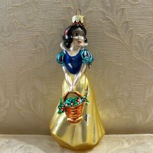 Vintage, Disney Glass Blown “Snow White” Ornament. Fair Condition. No box.